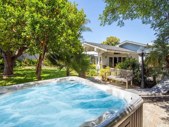 541 Country Club Ln, Coronado, CA 92118