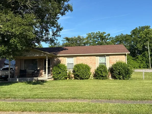 301 Yorktown Dr, Paris, KY 40361