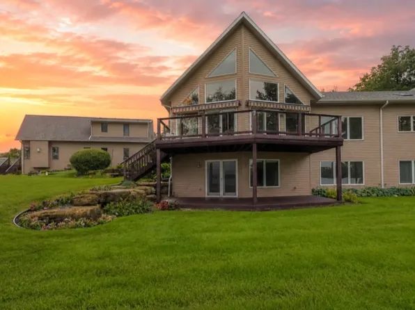 N7104 Airport Rd Unit 2, Beaver Dam, WI 53916