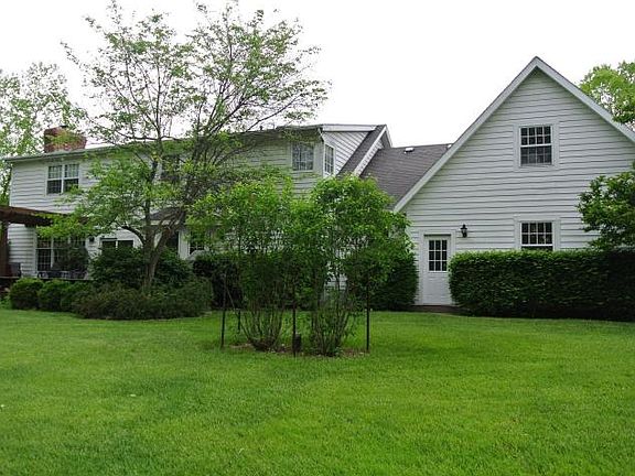 4th image of 85 Wexford Dr