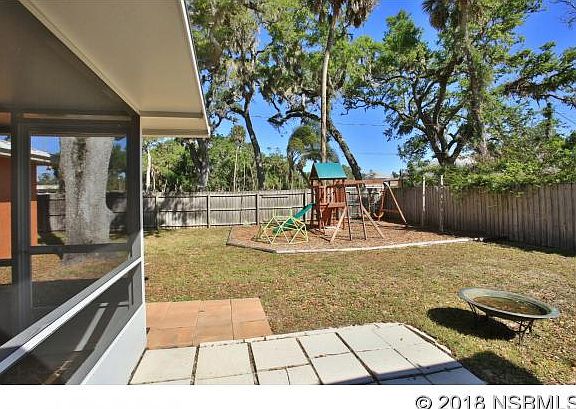 4th image of 1001 Faulkner St