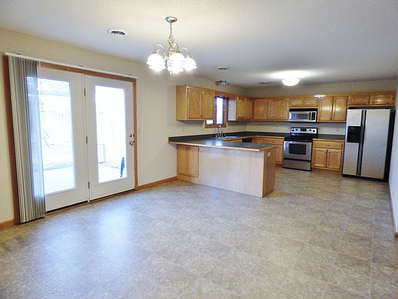 3rd image of 507 Clydesdale Dr