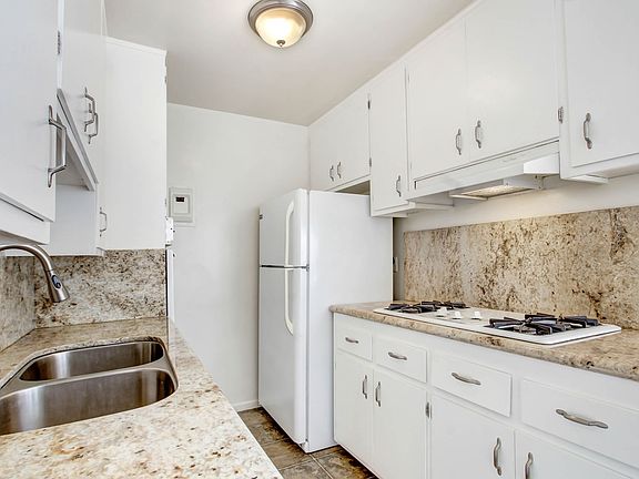2nd image of 1550 S Saltair Ave APT 2