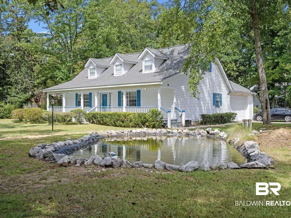 715 E 9th St, Bay Minette, AL 36507