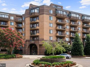2111 Wisconsin Ave NW APT 203, Washington, DC 20007