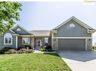 8503 Timber Trails Dr, De Soto, KS 66018