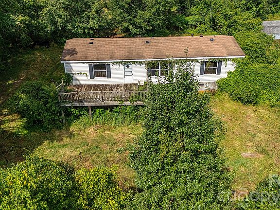 4th image of 133 Brickyard Rd