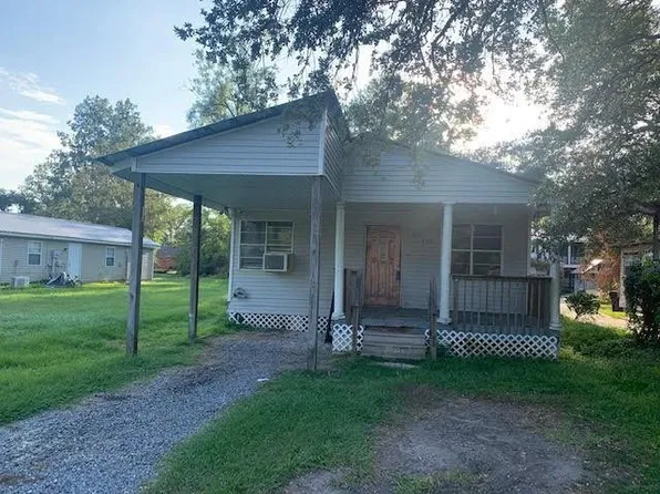 659 S 2nd St, Ponchatoula, LA 70454