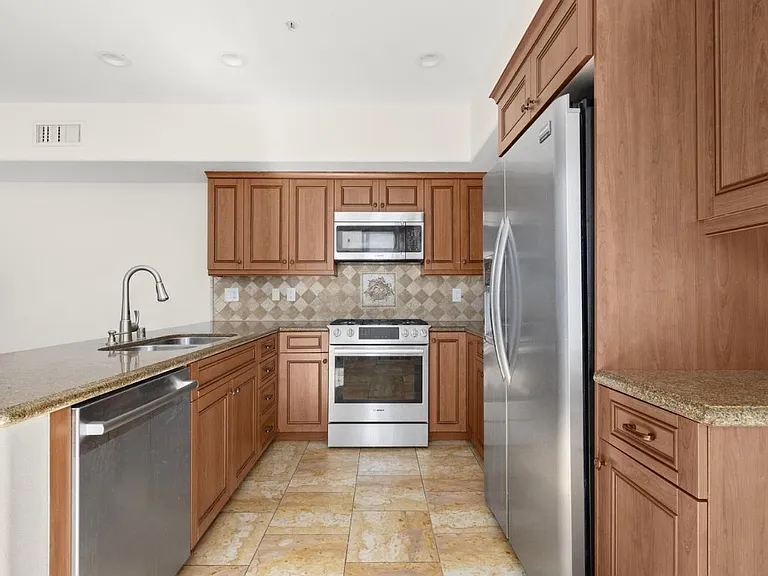 10913 Whipple St #302 — Photo 4