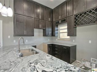 178 Navarro Xing, Seguin, TX 78155