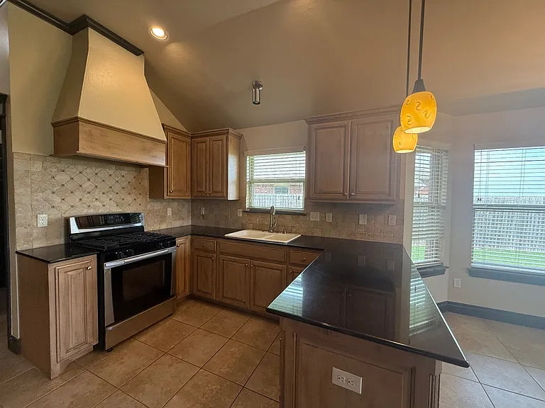 19132 Cottonwood Ct — Photo 12