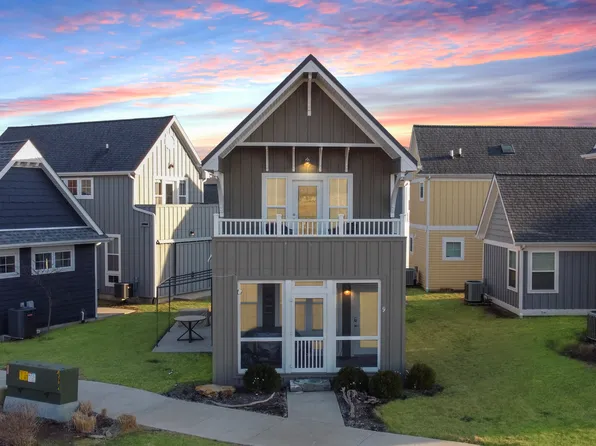 179 Leeward Way #9, Ottawa, IL 61350