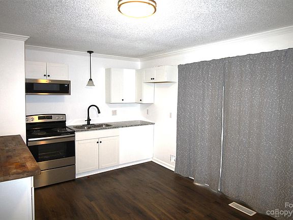 5th image of 243 Branchwood Cir