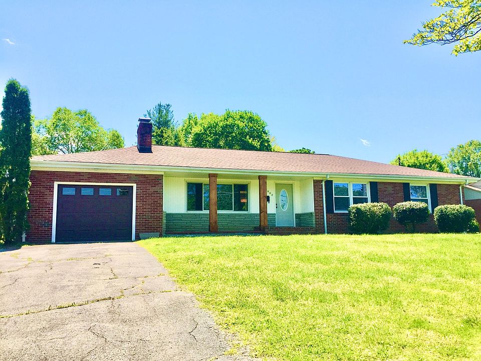 1st image of 802 Hillmoor Dr