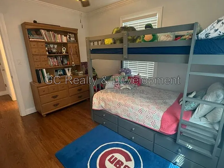 6953 W Summerdale Ave — Photo 12