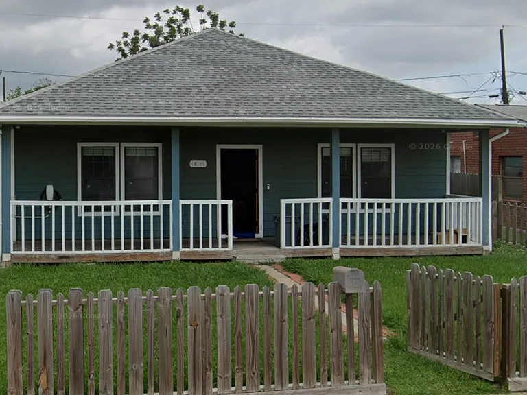 10245 Munn St — Photo 1