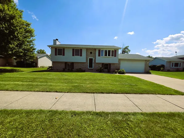 1285 W 98th Ave, Crown Point, IN 46307