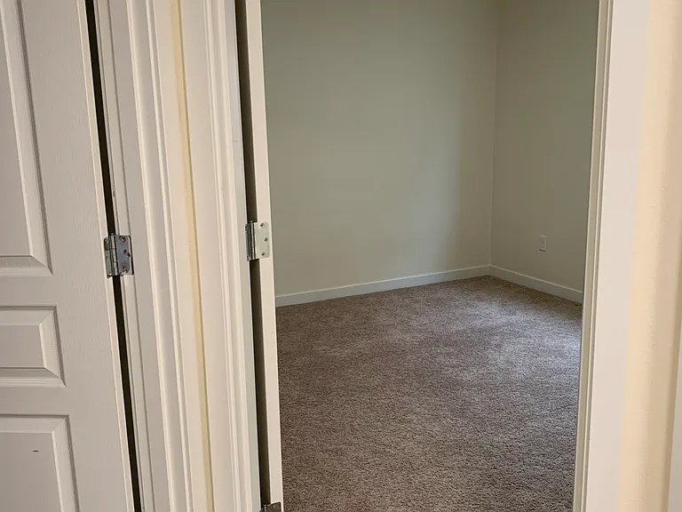 20851 NW Painted Mountain Dr — Photo 2