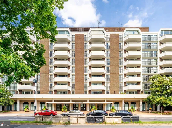 700 7th St SW APT 319, Washington, DC 20024