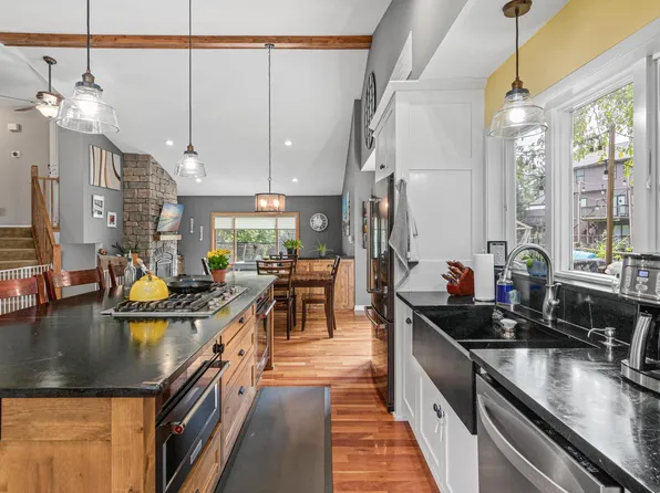 6560 White Oak Rd, Lino Lakes, MN 55038