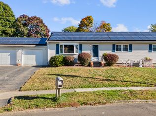 45 Robin Rd, West Haven, CT 06516