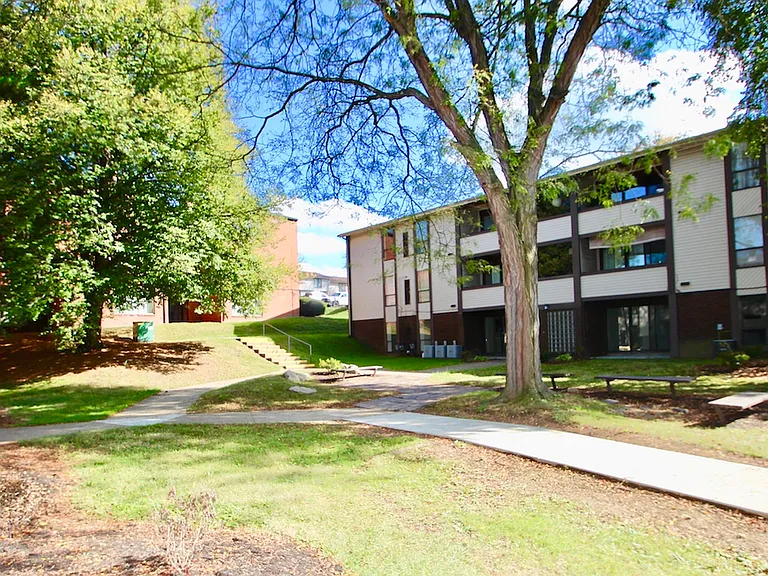 Exterior - Walkways