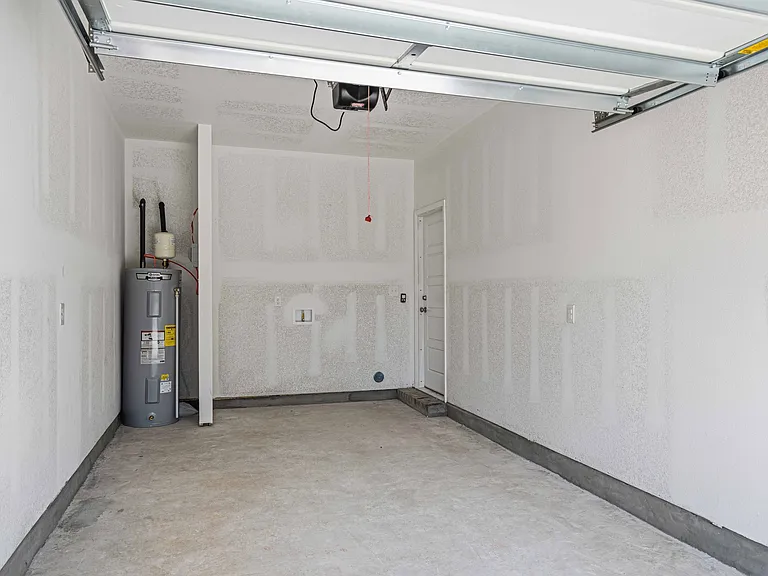 4487 Wendell St — Photo 32
