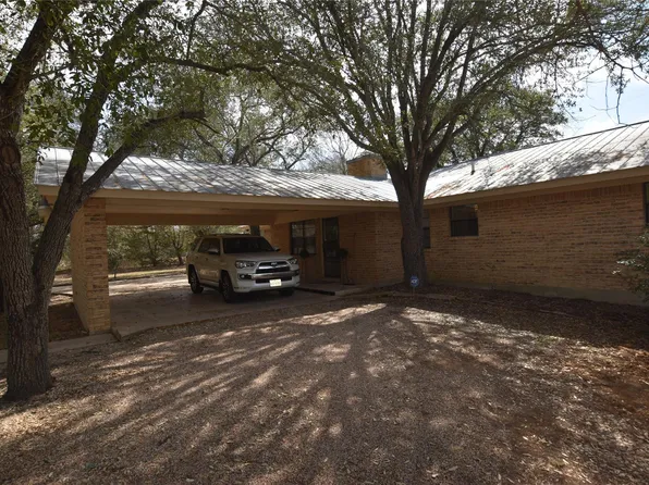 687 Fm 812, Red Rock, TX 78662