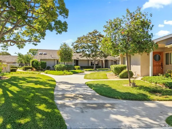 8565 Larkhall Cir Unit 802A, Huntington Beach, CA 92646