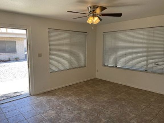 5th image of 2479 Constellation Dr APT 1