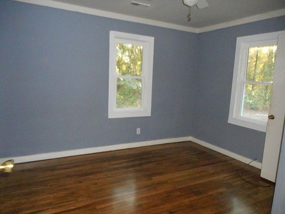 4th image of 5530 Thistledown Dr