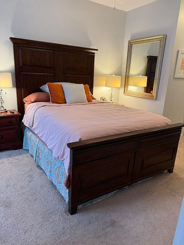 1 bed, 1.0 bath, 1236 sqft, $1,300 — Photo 2