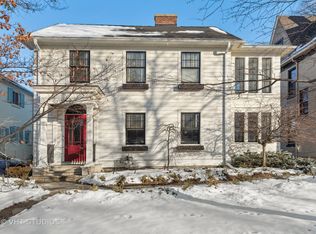 1205 Lee St, Evanston, IL 60202
