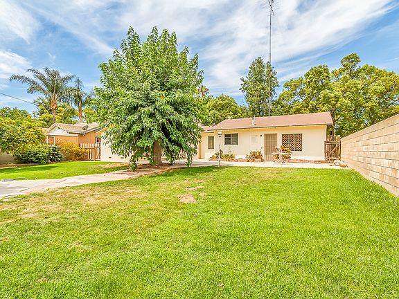 4th image of 2335 Fremontia Dr