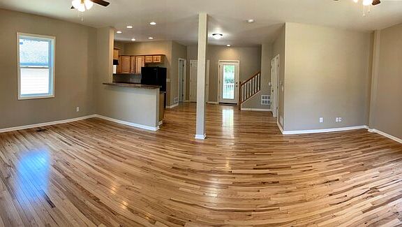 3rd image of 265 W State St