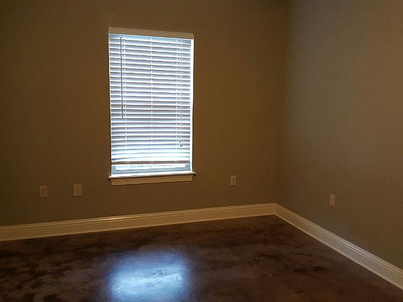 6 Bedroom