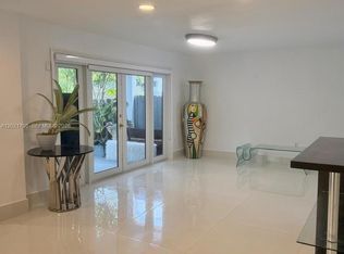 8910 SW 108th Circle Ct, Miami, FL 33176