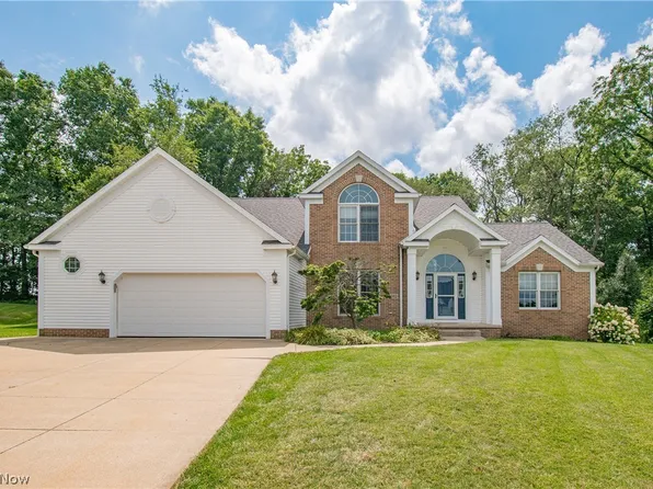 11002 Trenton Rd NW, Uniontown, OH 44685