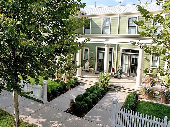 4th image of 3301 Domain St #3988944