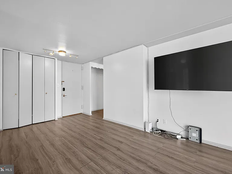 3600 Conshohocken Ave #104 — Photo 6