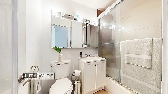 Rented by City Wide Apartments | media 11