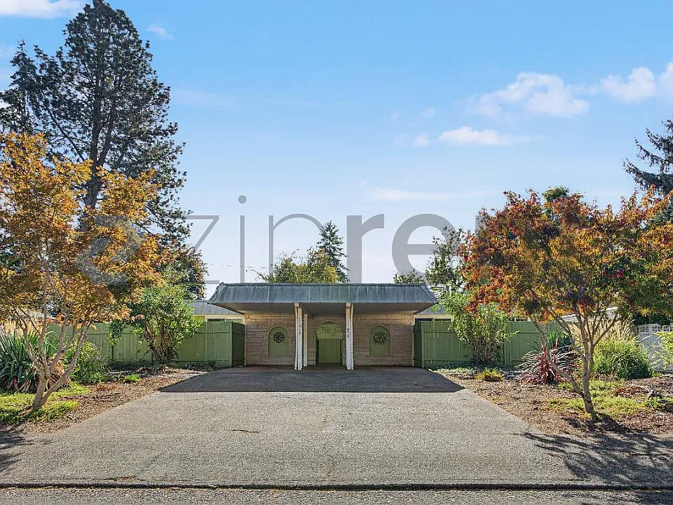 11890 SW Iron Horse Ln