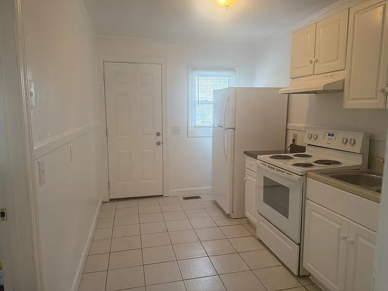 1702 Gunter St #A — Photo 10