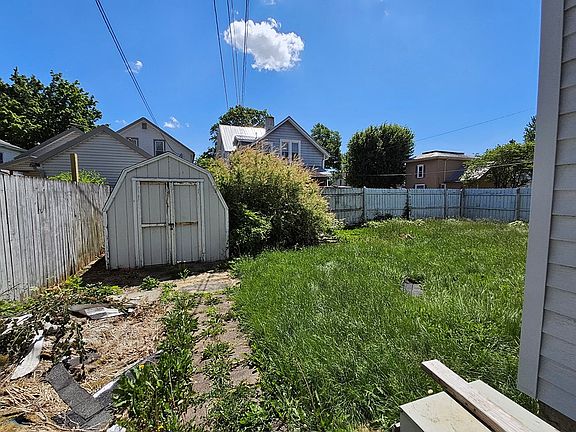 5th image of 118 E Oakwood Ave