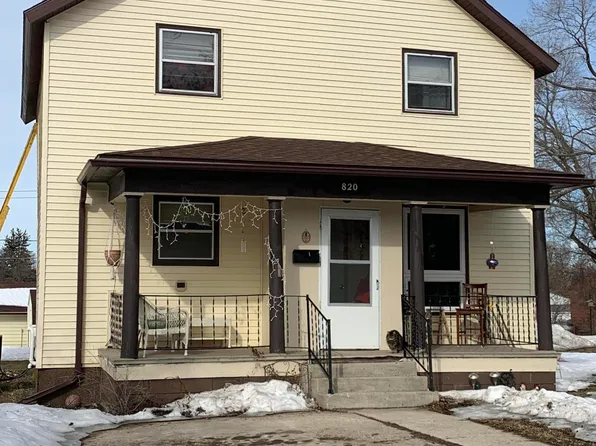 820 11th Ave SE, Jamestown, ND 58401