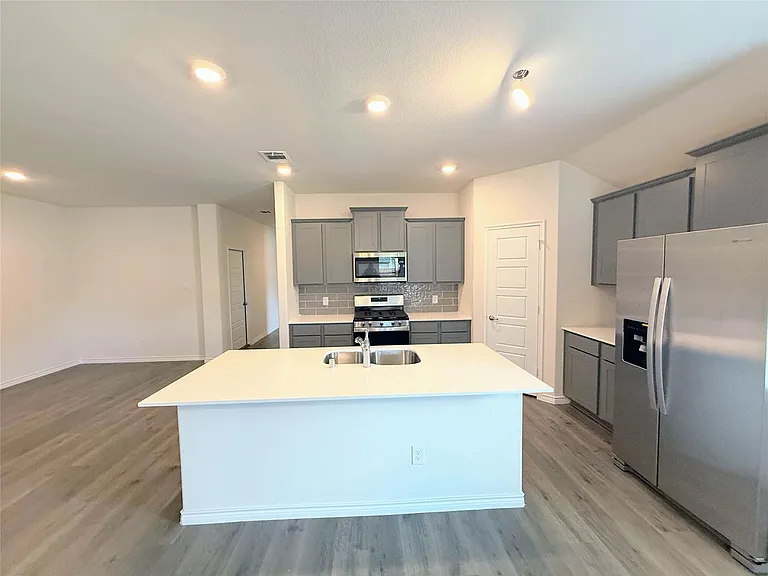 6233 Lassen Ct — Photo 24