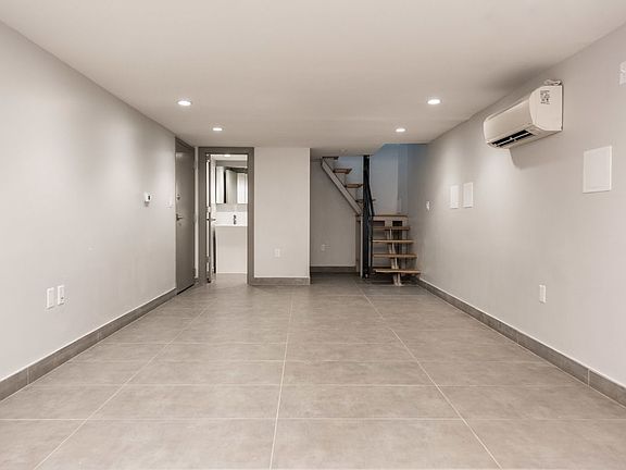 3rd image of 1144 Dekalb Ave APT 1F