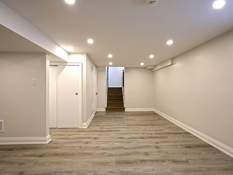 2392 Cashmere Ave #LOWER — Photo 6