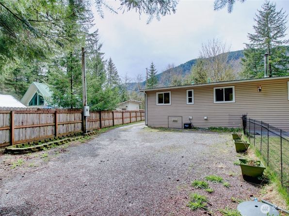 8095 Mosey Court, Maple Falls, WA 98266