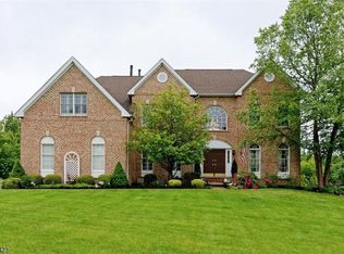 222 Garrison Ct, Asbury, NJ 08802
